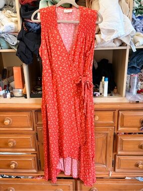 Universal Thread Red orange  Floral Dress with White Blossoms